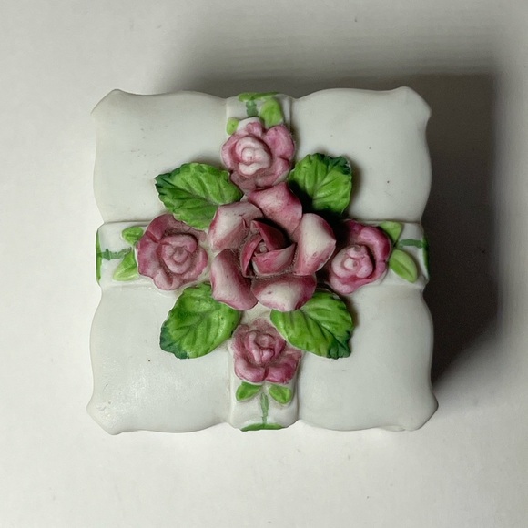 VTG Hand Painted Lefton China Ceramic Floral Gift Trinket Box 02486 - Picture 9 of 14